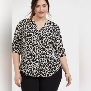 Torrid Disney Minnie leopard print blouse size 1x